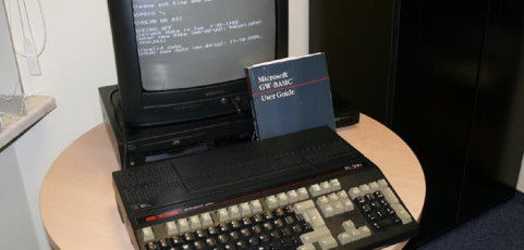 Sinclair PC 200 (box)